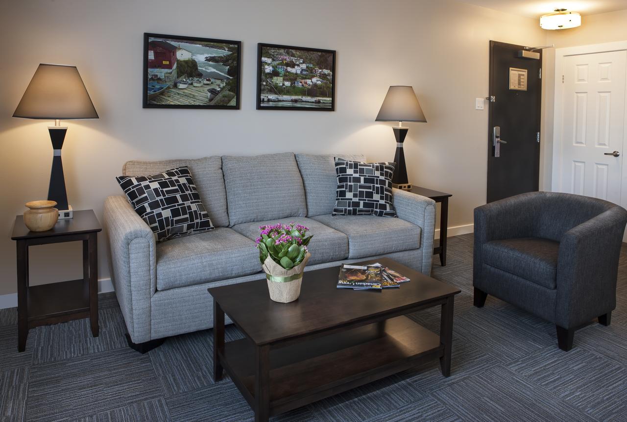 Homeport Apartment Hotel เซนต์จอห์น ภายนอก รูปภาพ