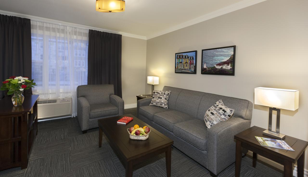 Homeport Apartment Hotel เซนต์จอห์น ภายนอก รูปภาพ